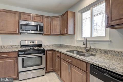 7912 Foote Ln, Springfield, VA 22151 photo 18