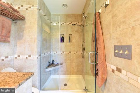 6612 Weatheford Ct, Mclean, VA 22101 photo 27