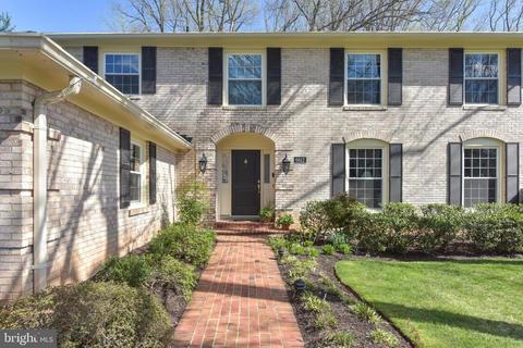 6612 Weatheford Ct, Mclean, VA 22101 photo 2