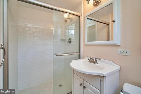 1816 Baldwin Dr, Mclean, VA 22101 photo 16