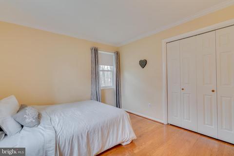 7651 Long Pine Dr, Springfield, VA 22151 photo 24