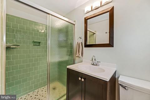 7102 Tyndale St, Mclean, VA 22101 photo 30