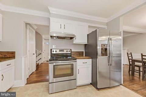 7102 Tyndale St, Mclean, VA 22101 photo 12