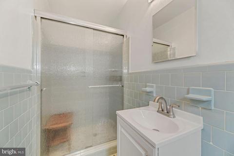 7102 Tyndale St, Mclean, VA 22101 photo 17