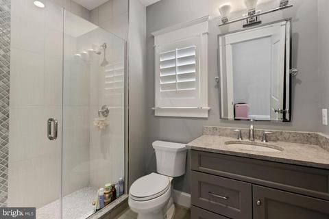 6721 Danforth St, Mclean, VA 22101 photo 32