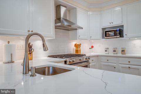 7205 Evans Mill Rd, Mclean, VA 22101 photo 12