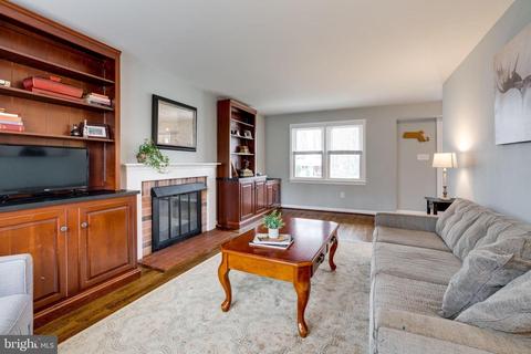 6810 Huntsman Blvd, Springfield, VA 22152 photo 13