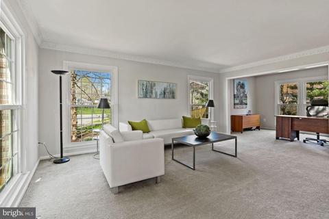 701 Ridge Dr, Mclean, VA 22101 photo 5