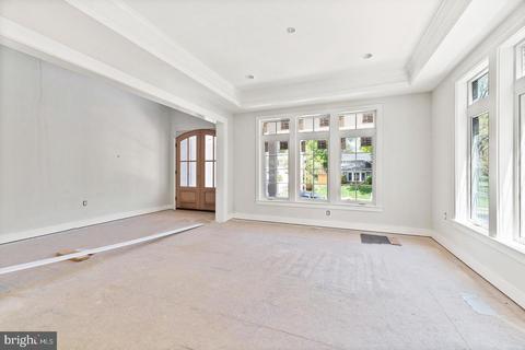 6927 Girard St, Mclean, VA 22101 photo 9