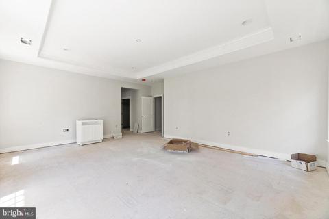6927 Girard St, Mclean, VA 22101 photo 12