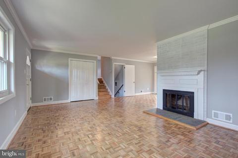7618 Boulder St, Springfield, VA 22151 photo 3