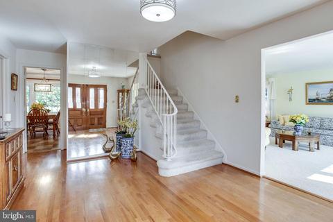 7730 Falstaff Rd, Mclean, VA 22102 photo 4