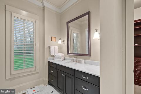 817 Mackall, Mclean, VA 22101 photo 32