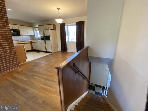 7432 Long Pine Dr, Springfield, VA 22151 photo 6