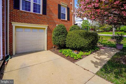 8000 Readington Ct, Springfield, VA 22152 photo 3