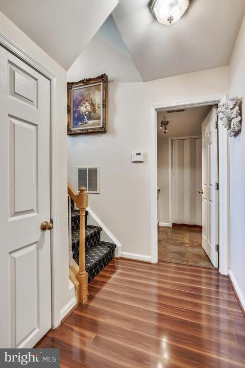 8000 Readington Ct, Springfield, VA 22152 photo 35
