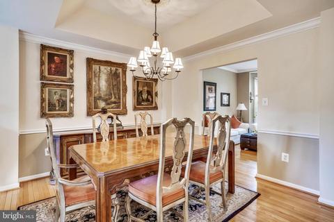 8000 Readington Ct, Springfield, VA 22152 photo 11