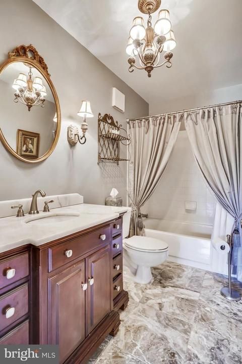 8000 Readington Ct, Springfield, VA 22152 photo 30