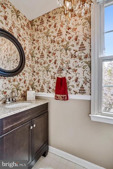 8000 Readington Ct, Springfield, VA 22152 photo 7