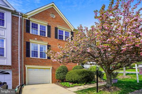 8000 Readington Ct, Springfield, VA 22152 photo 4