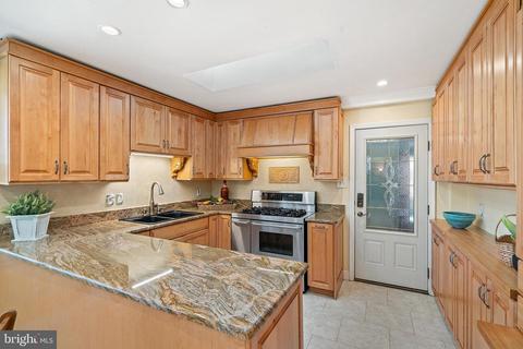 8017 Ellet Rd, Springfield, VA 22151 photo 7