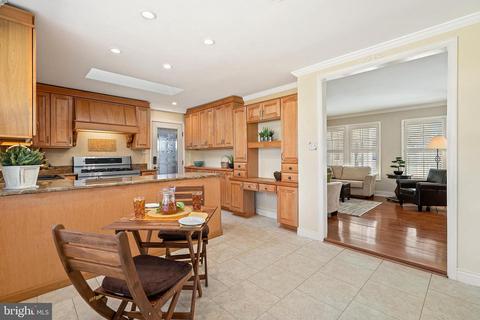 8017 Ellet Rd, Springfield, VA 22151 photo 14