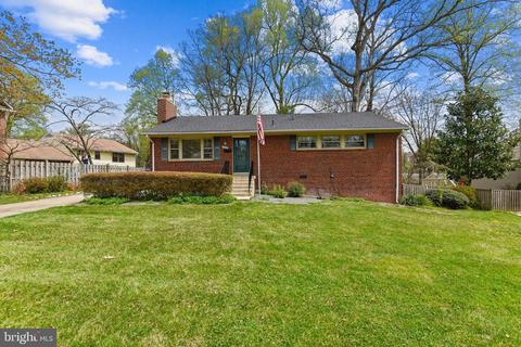 5202 Light St, Springfield, VA 22151 photo 1
