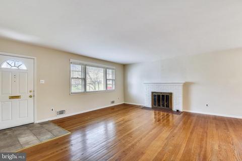 5202 Light St, Springfield, VA 22151 photo 3