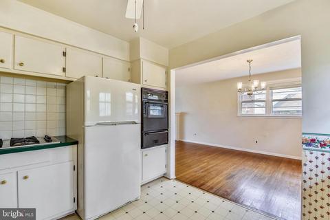 5202 Light St, Springfield, VA 22151 photo 8