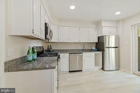 5228 Perth Ct, Springfield, VA 22151 photo 8
