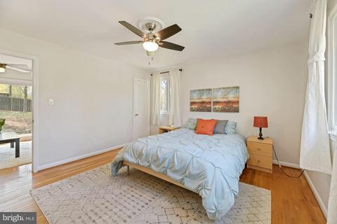 5228 Perth Ct, Springfield, VA 22151 photo 16