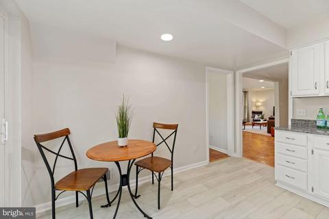 5228 Perth Ct, Springfield, VA 22151 photo 10