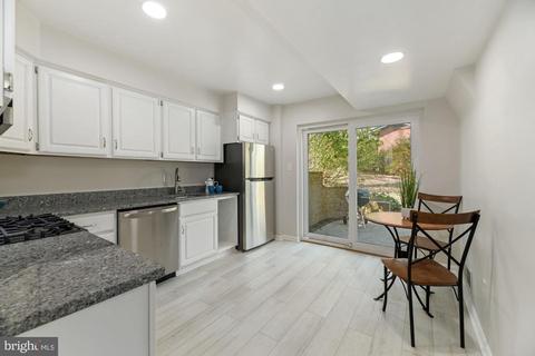 5228 Perth Ct, Springfield, VA 22151 photo 7