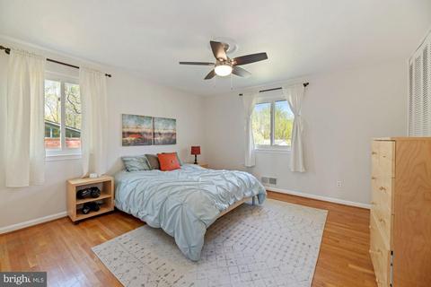 5228 Perth Ct, Springfield, VA 22151 photo 15