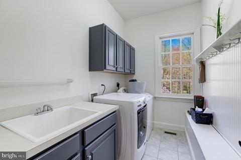 1176 Old Tolson Mill Rd, Mclean, VA 22102 photo 32