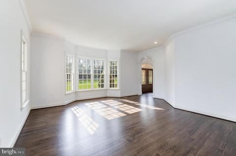 1176 Old Tolson Mill Rd, Mclean, VA 22102 photo 11