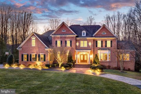 1176 Old Tolson Mill Rd, Mclean, VA 22102 photo 1