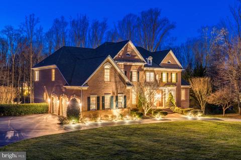 1176 Old Tolson Mill Rd, Mclean, VA 22102 photo 5
