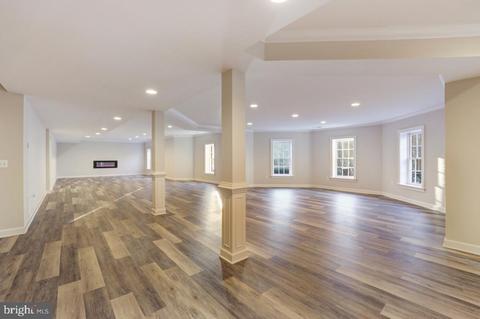 1176 Old Tolson Mill Rd, Mclean, VA 22102 photo 48