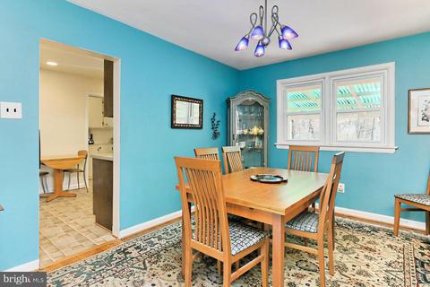 6523 Hackberry St, Springfield, VA 22150 photo 9