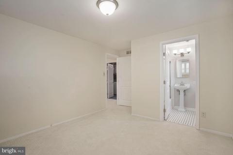 5307 Oldcastle Ln, Springfield, VA 22151 photo 16