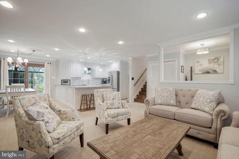 5307 Oldcastle Ln, Springfield, VA 22151 photo 8