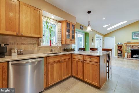 9202 Northedge Dr, Springfield, VA 22153 photo 13