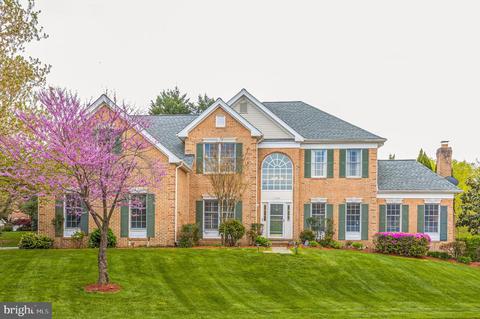1334 Dasher Ln, Reston, VA 20190 photo 1