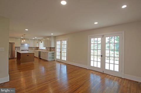 8120 Dunsinane Ct, Mclean, VA 22102 photo 17