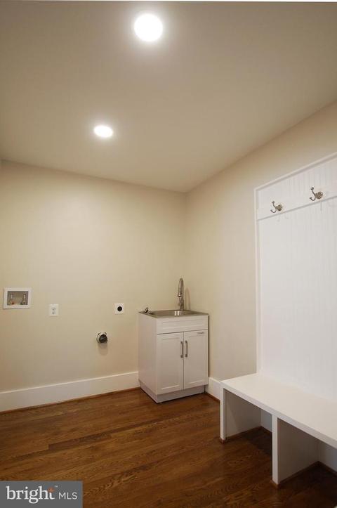 8120 Dunsinane Ct, Mclean, VA 22102 photo 15
