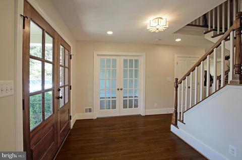 8120 Dunsinane Ct, Mclean, VA 22102 photo 3