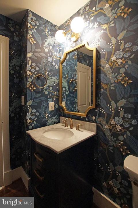 8120 Dunsinane Ct, Mclean, VA 22102 photo 6