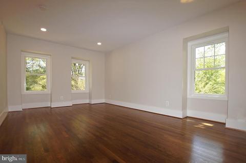 8120 Dunsinane Ct, Mclean, VA 22102 photo 33