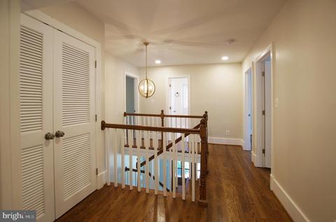 8120 Dunsinane Ct, Mclean, VA 22102 photo 23